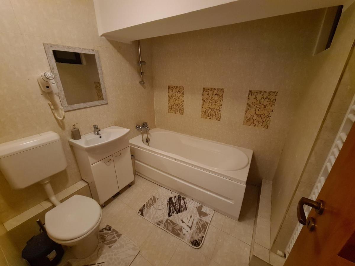 بوخارست Karma Coffe&Room'S المظهر الخارجي الصورة